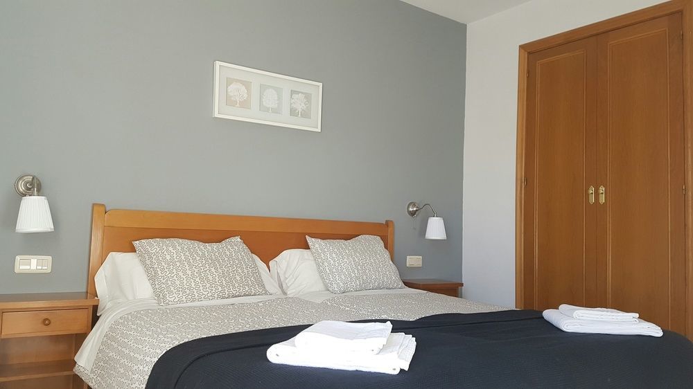 Hotel Avenida Del Sotillo La Lastrilla Zewnętrze zdjęcie